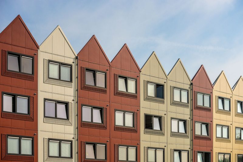 Blog 11 Fireworks and First Mortgages: How to Navigate the Summer Housing Market Before Labor Day